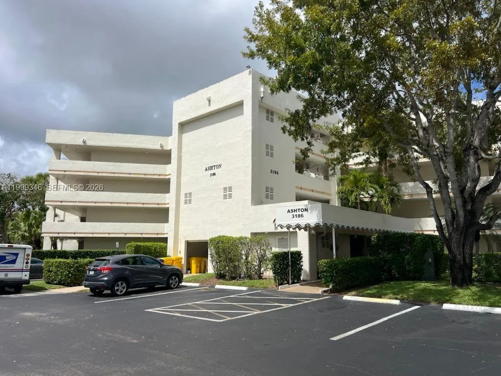 Vendido 3186 Via Poinciana 211 211, Lake Worth, FL 33467, Lake Worth, FL 33467