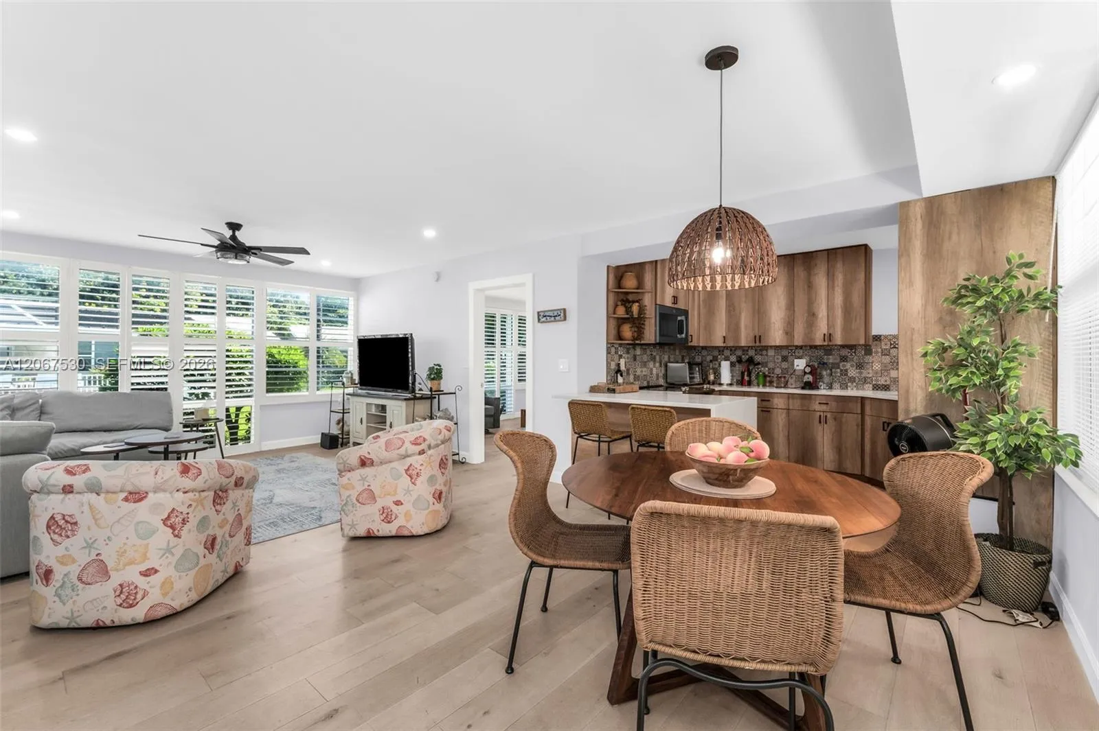 Foto de propiedad en 320 S Ocean Boulevard L-N, Delray Beach, FL 33483 Delray Beach con MLS# 