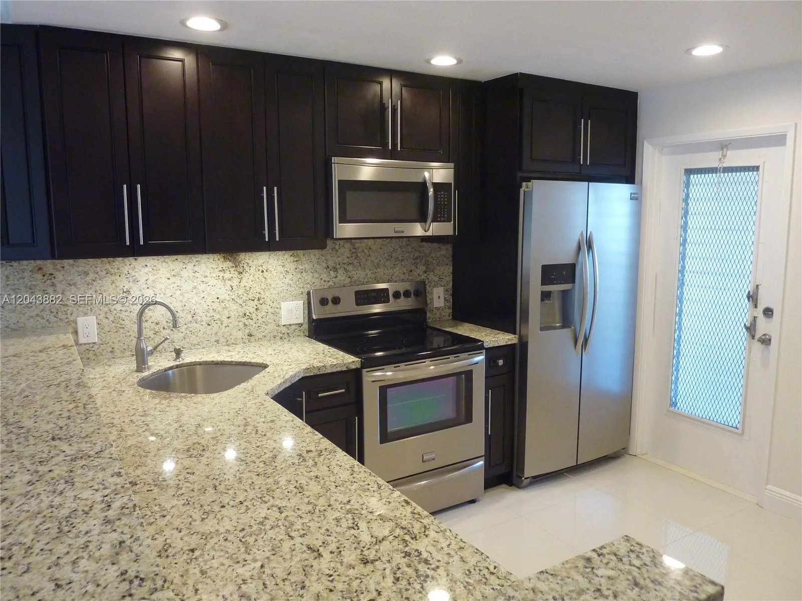 Foto de propiedad en 3200 N Palm Aire Drive 305, Pompano Beach, FL 33069 Pompano Beach con MLS#