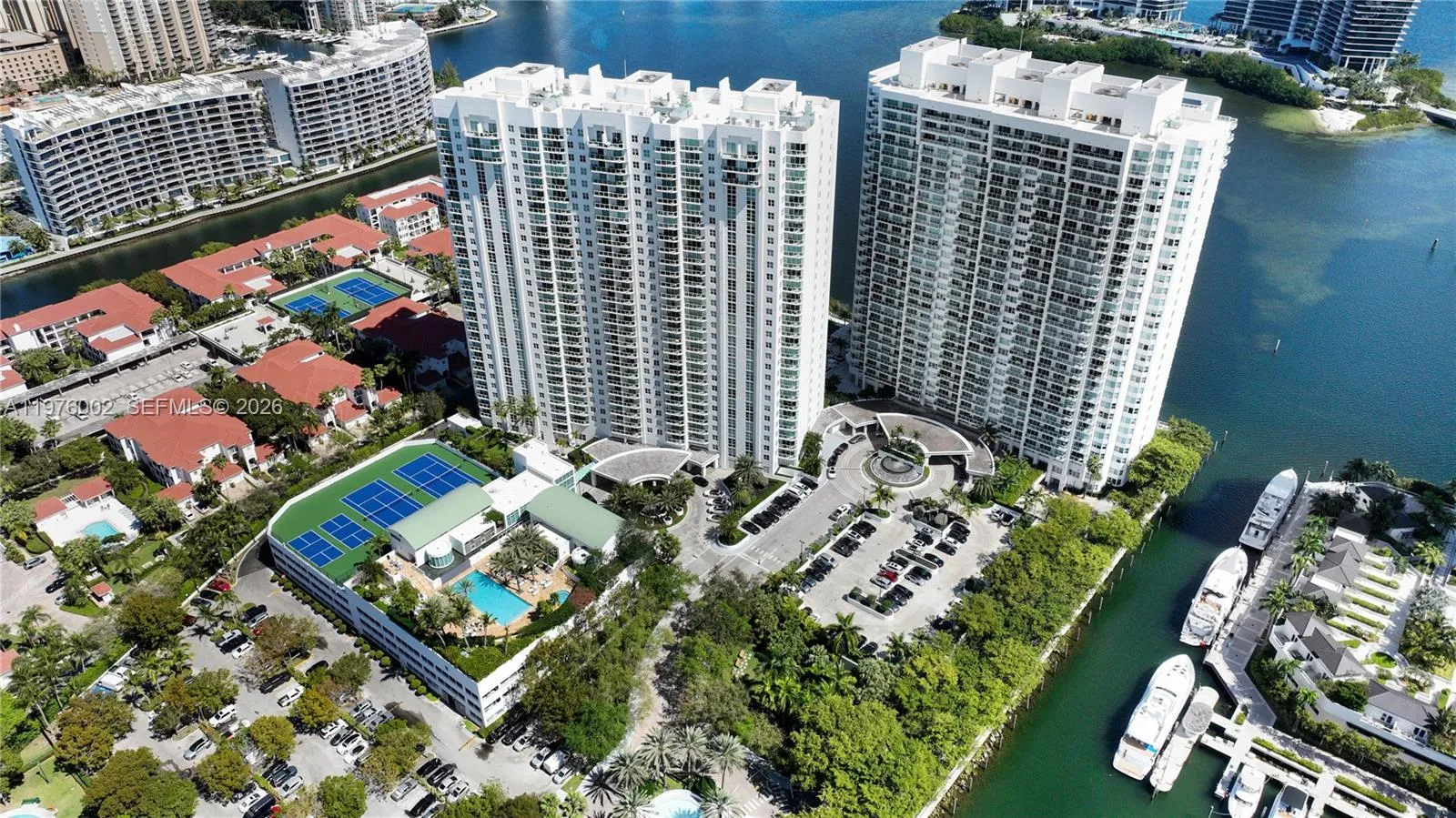 Foto de propiedad en 3201 NE 183rd Street 2906, Aventura, FL 33160 Aventura con MLS# 