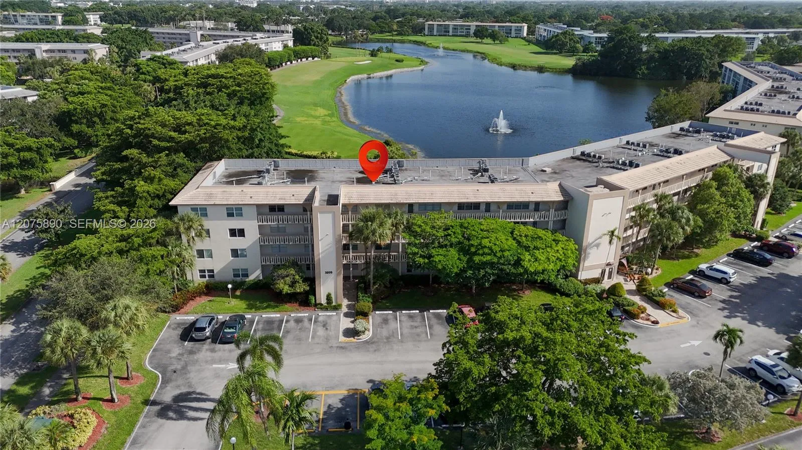 Foto de propiedad en 3205 Portofino Point D4, Coconut Creek, FL 33066 Coconut Creek con MLS# 