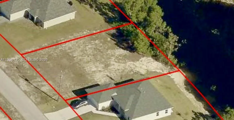 En Venta 3207 NW 5th Avenue, Cape Coral, FL 33993, Cape Coral, FL 33993