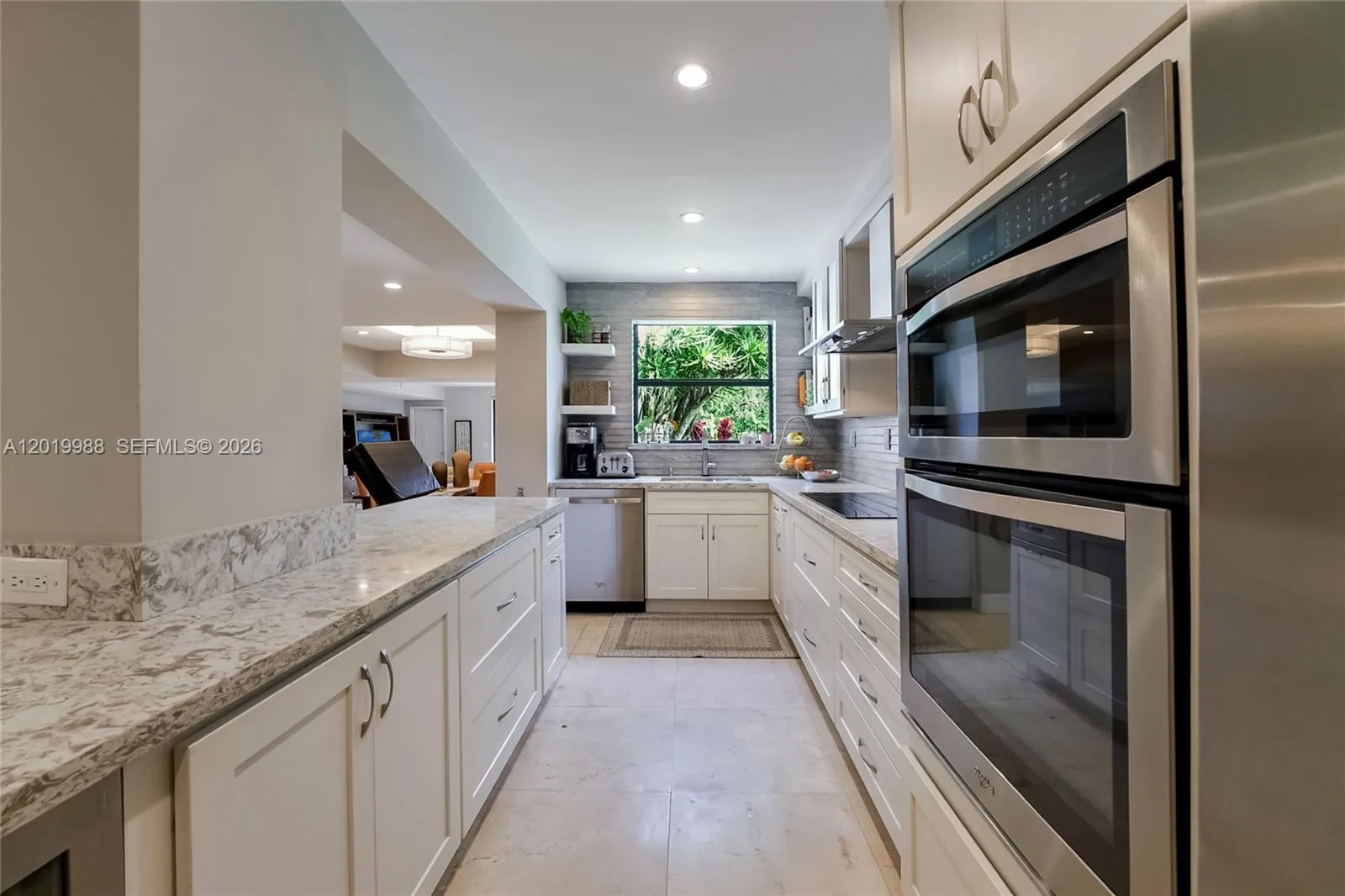 Vendido 321 Poinciana Drive 901, Sunny Isles Beach, FL 33160, Sunny Isles Beach, FL 33160
