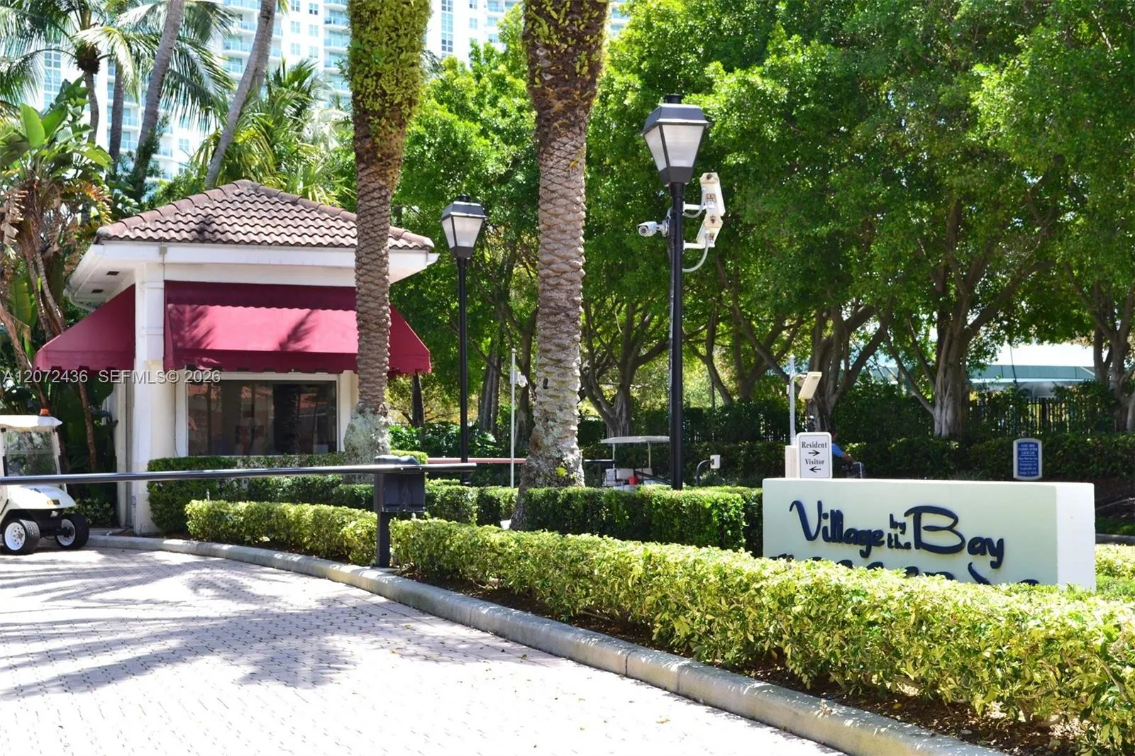 Foto de propiedad en 3215 NE 184 Street 14302, Aventura, FL 33160 Aventura con MLS# 