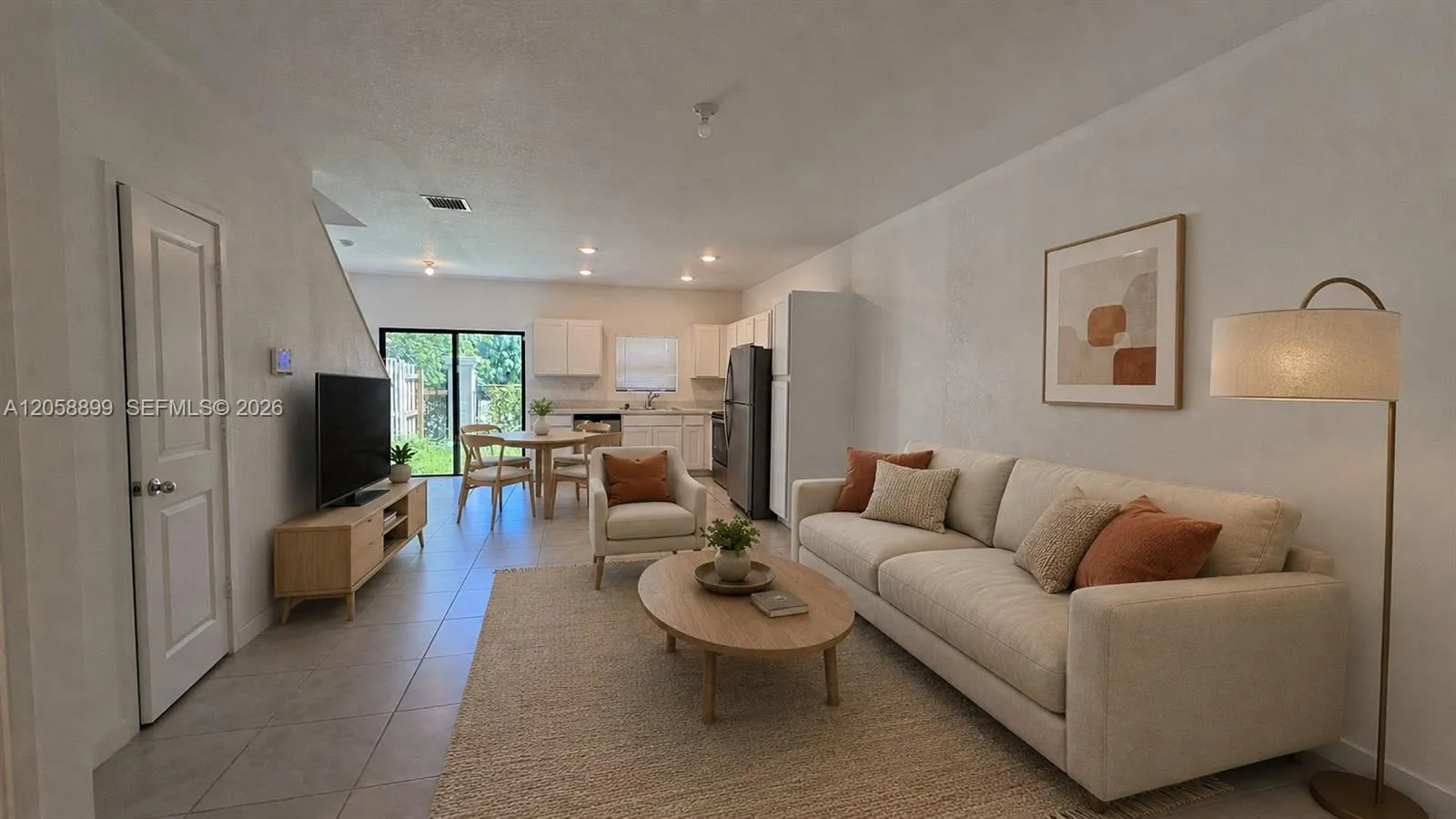 Foto de propiedad en 322 NE 1st Drive, Florida City, FL 33034 Florida City con MLS# 