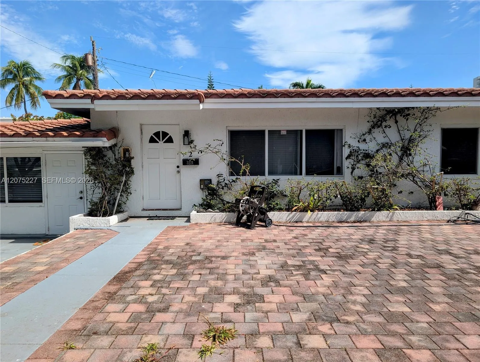 Foto de propiedad en 3221 NE 7th Street 2, Pompano Beach, FL 33062 Pompano Beach con MLS# 