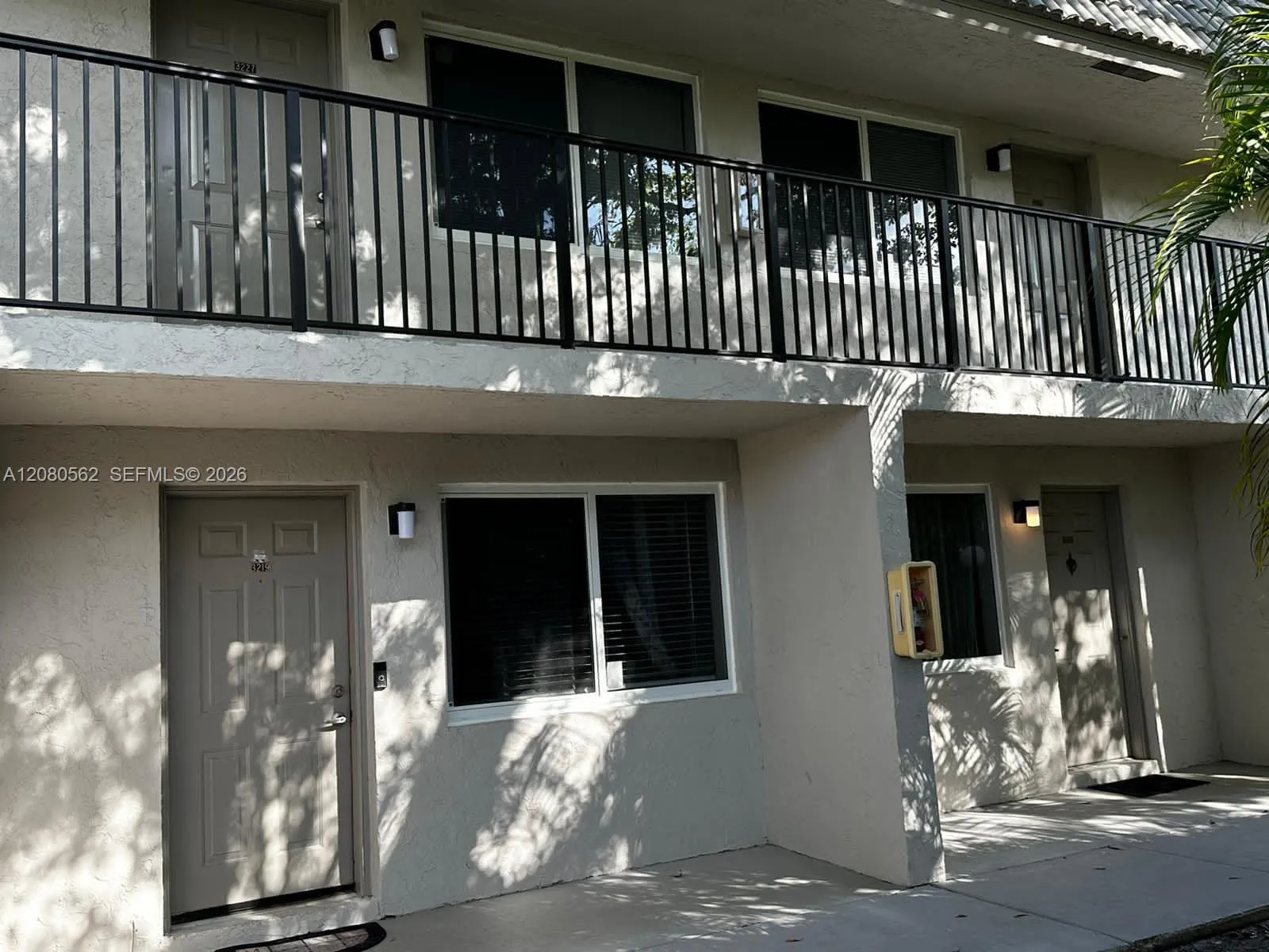 Foto de propiedad en 3229 NW 102nd Terrace 3229, Coral Springs, FL 33065 Coral Springs con MLS# 