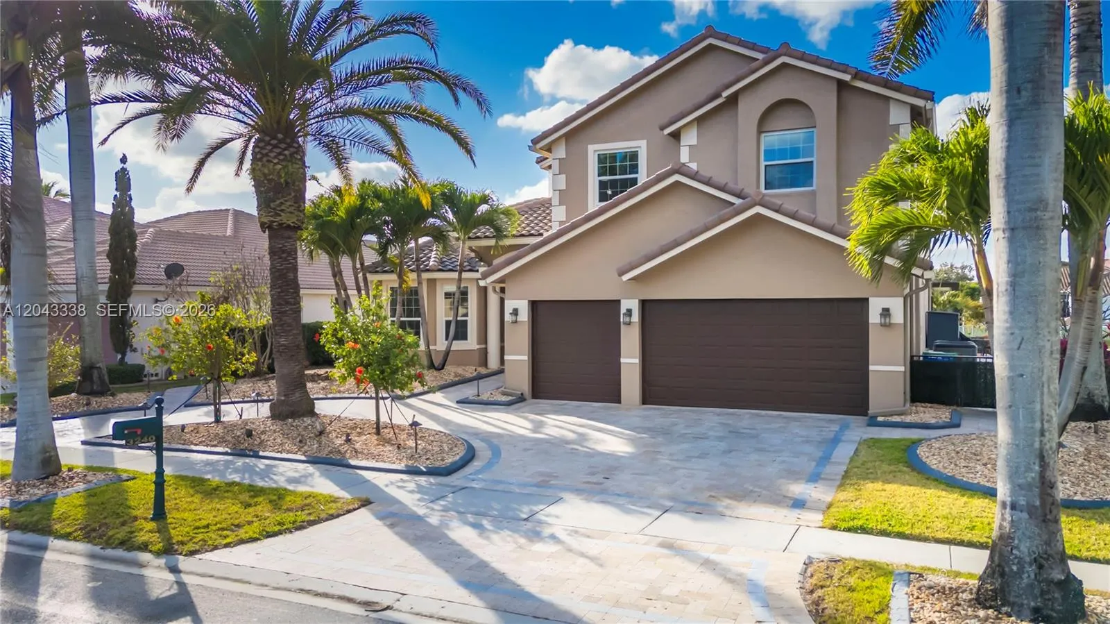 Foto de propiedad en 3240 SW 190th Avenue, Miramar, FL 33029 Miramar con MLS# 