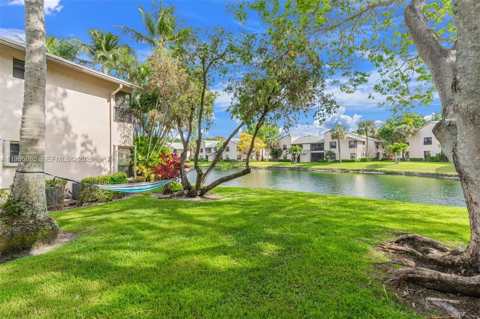 Vendido 3244 NW 47th Avenue 3298, Coconut Creek, FL 33063, Coconut Creek, FL 33063