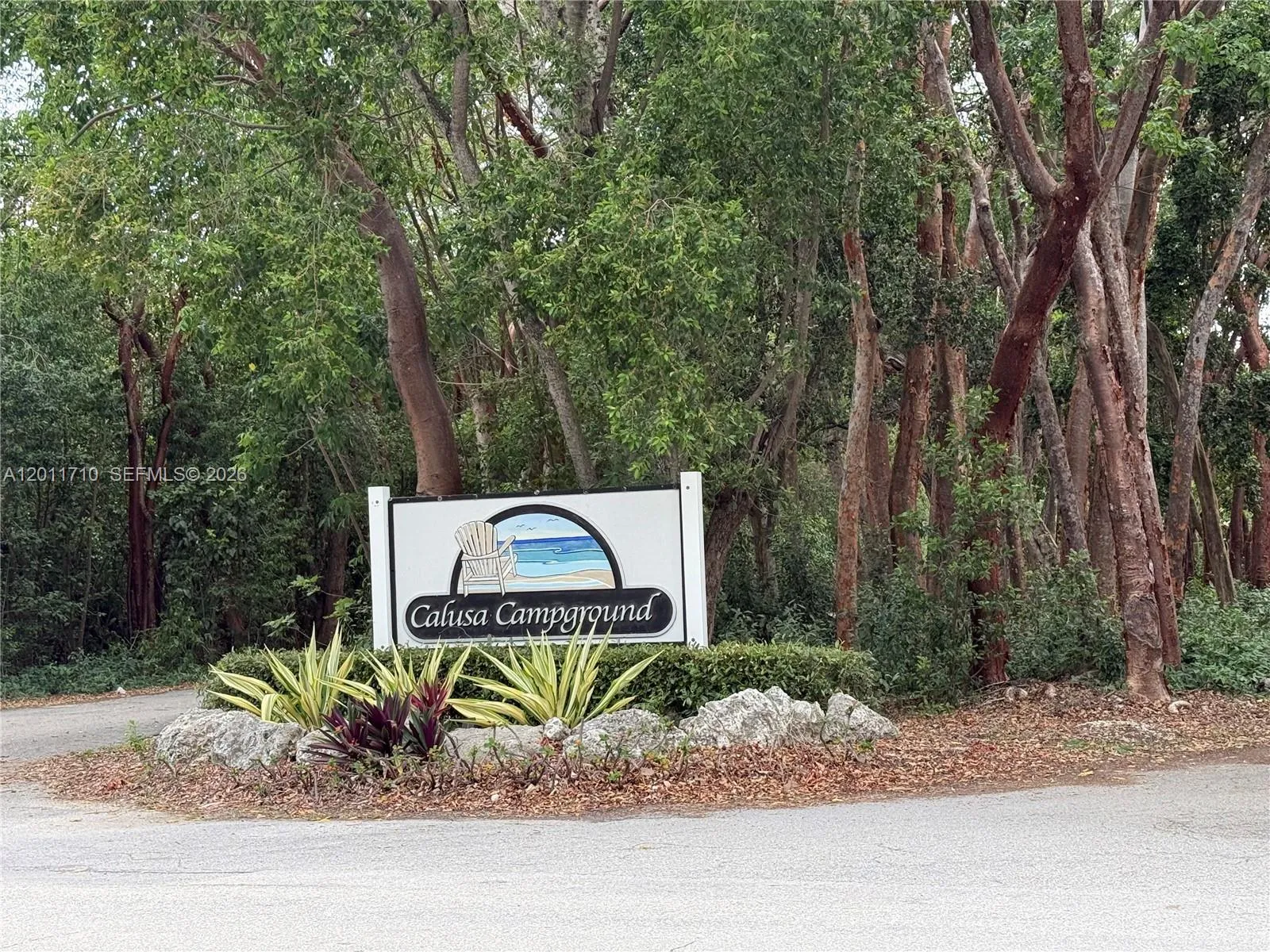 Foto de propiedad en 325 Calusa Street, Key Largo, FL 33037 Key Largo con MLS# 