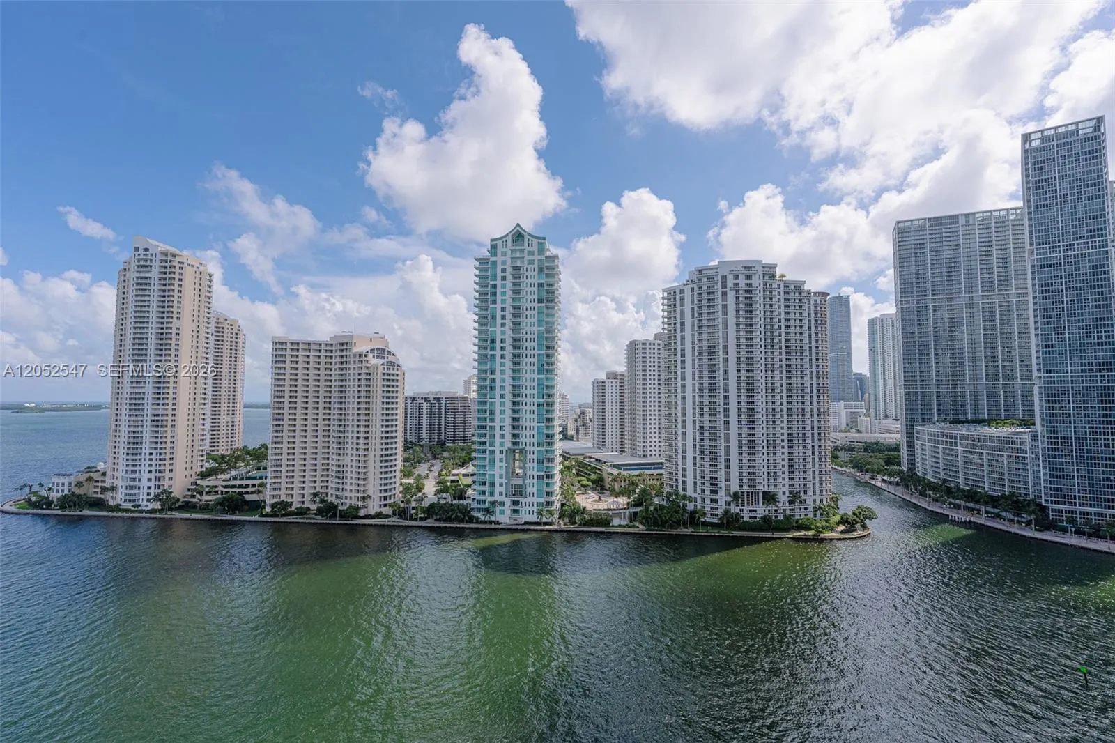 Foto de propiedad en 325 S Biscayne Boulevard 2119, Miami, FL 33131 Miami con MLS#