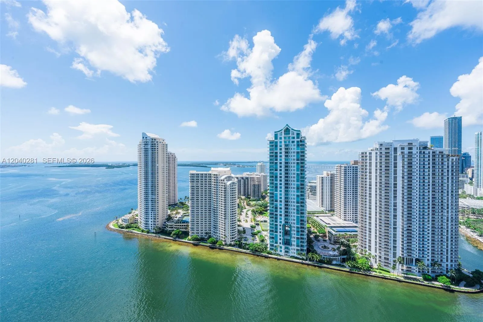 Foto de propiedad en 325 S Biscayne Boulevard 3821, Miami, FL 33131 Miami con MLS#