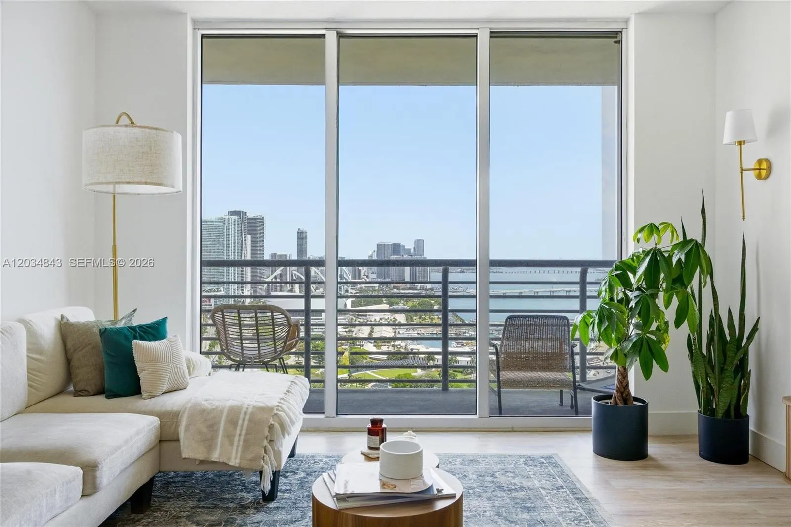 Foto de propiedad en 325 S Biscayne Boulevard 4022, Miami, FL 33131 Miami con MLS#