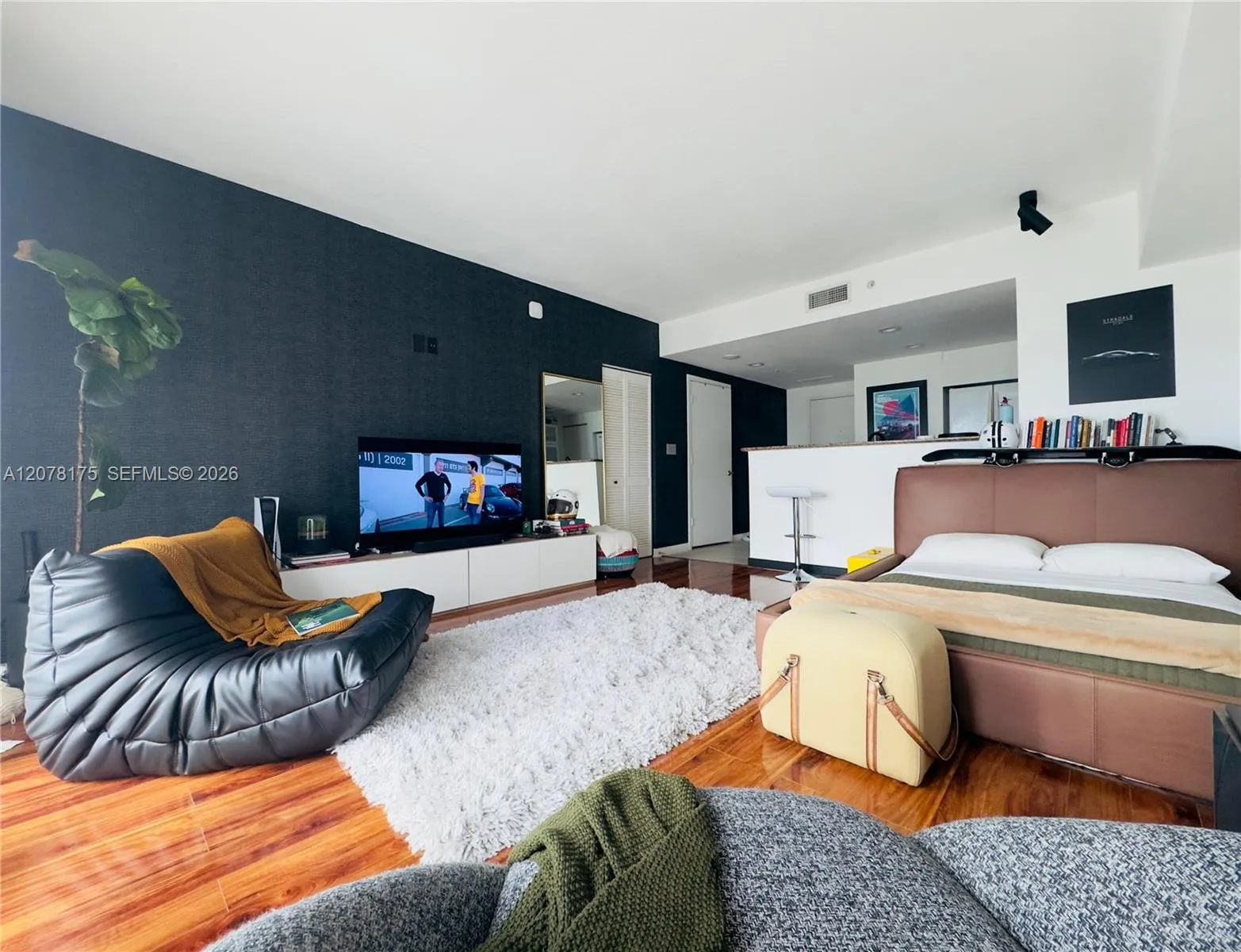 En Renta 325 S Biscayne Boulevard 4220, Miami, FL 33131, Miami, FL 33131