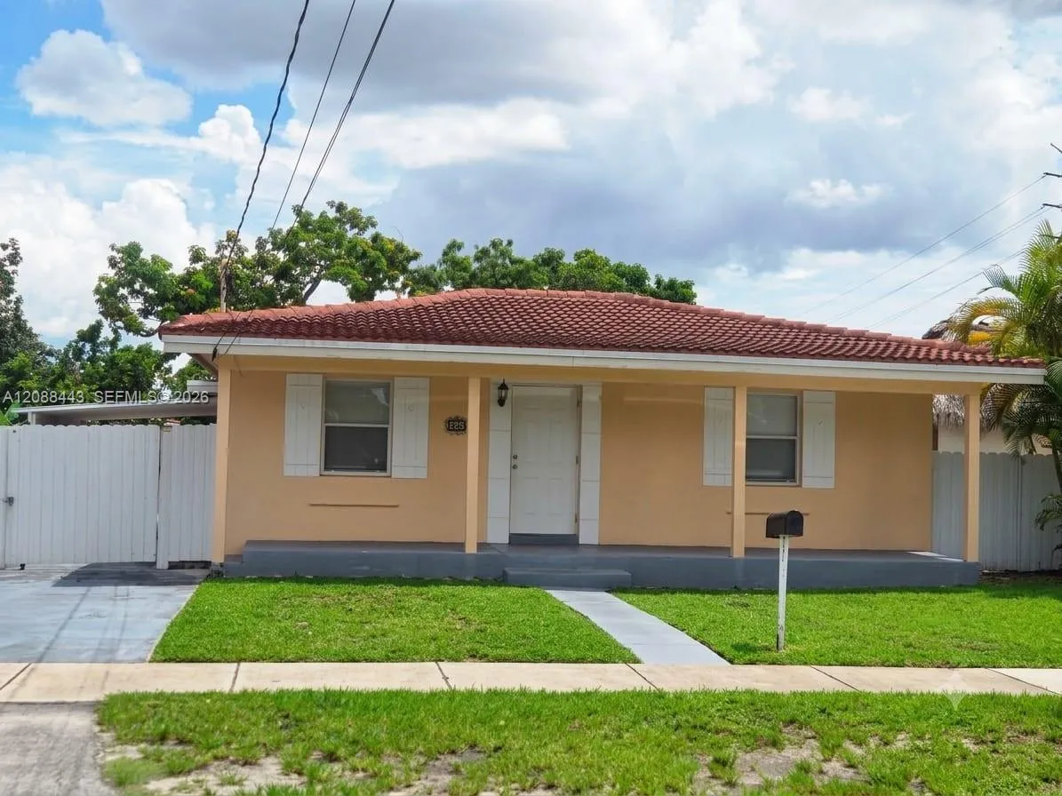 En Renta 325 SW 63rd Avenue 325, Miami, FL 33144, Miami, FL 33144