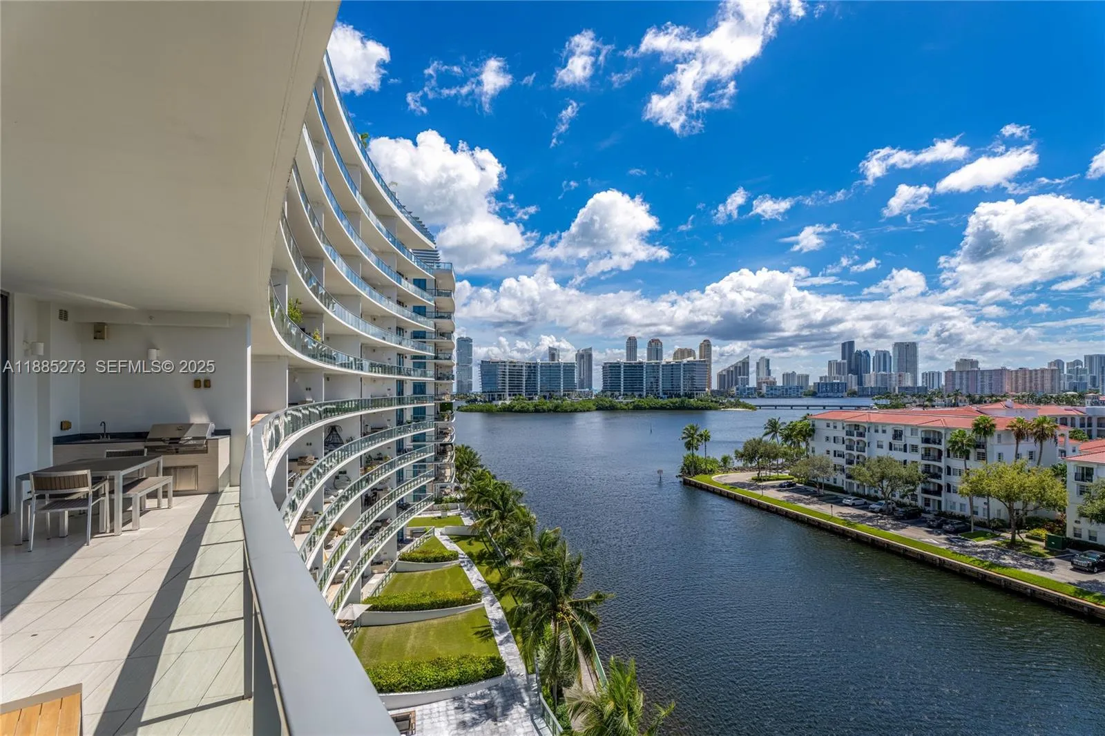 Foto de propiedad en 3250 NE 188th Street 603, Aventura, FL 33180 Aventura con MLS# 