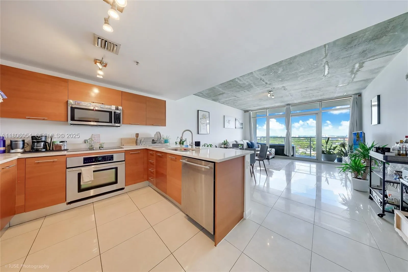 Foto de propiedad en 3250 NE 1st Avenue 1007, Miami, FL 33137 Miami con MLS#
