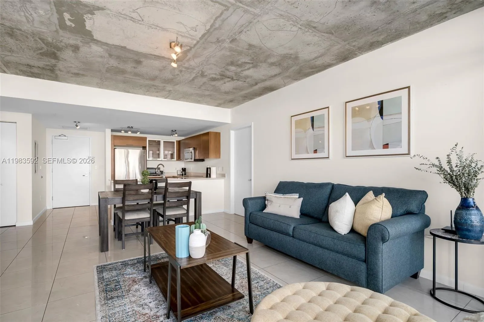 Foto de propiedad en 3250 NE 1st Avenue 814, Miami, FL 33137 Miami con MLS# 