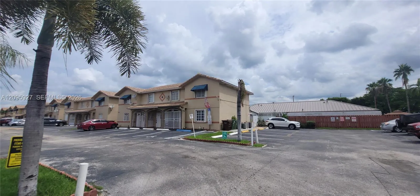 En Renta 3254 W 70th Street 201, Hialeah, FL 33018, Hialeah, FL 33018