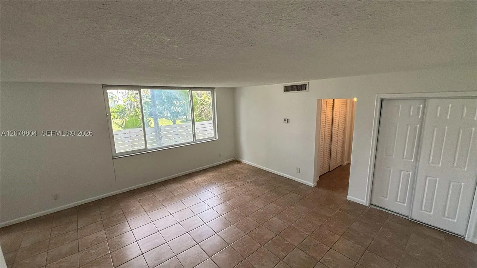 Foto de propiedad en 3257 NE 13th Street 101, Pompano Beach, FL 33062 Pompano Beach con MLS# 