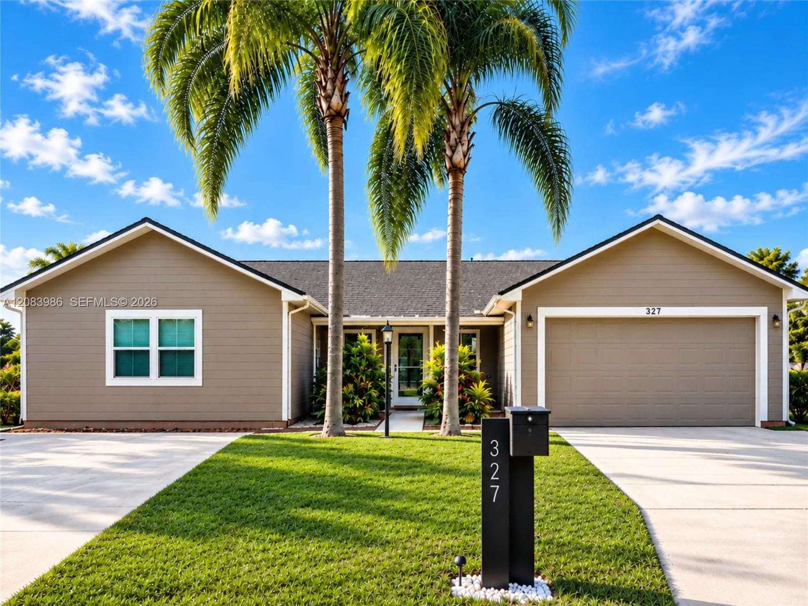 En Venta 327 Marquee Drive, Kissimmee, FL 34758, Kissimmee, FL 34758