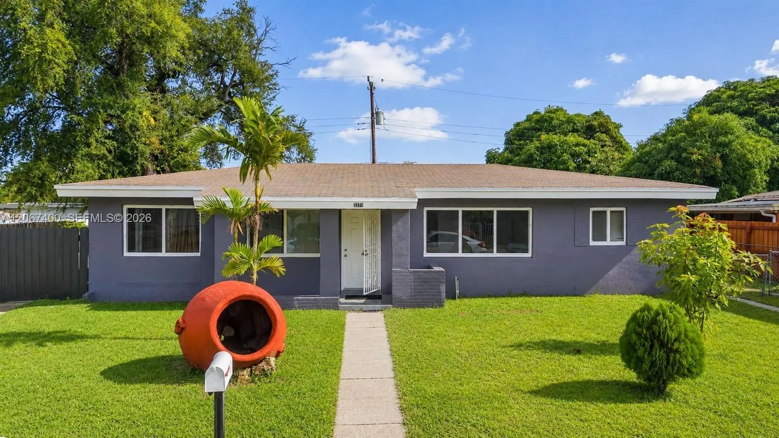 Foto de propiedad en 3271 NW 173rd Terrace, Miami Gardens, FL 33056 Miami Gardens con MLS# 