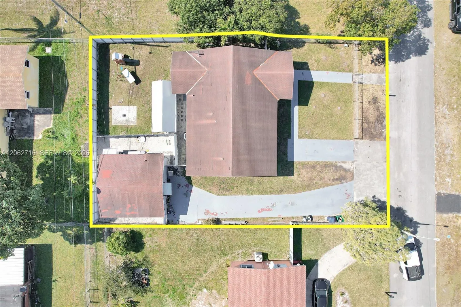 Foto de propiedad en 3280 NW 213th Terrace, Miami Gardens, FL 33056 Miami Gardens con MLS# 