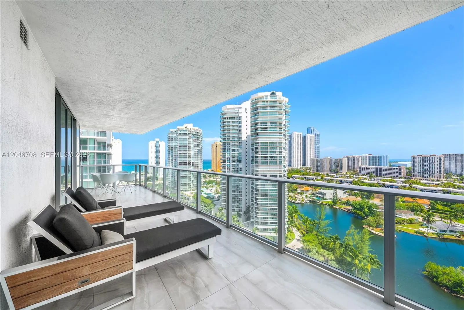 Vendido 330 Sunny Isles Boulevard 5-1708, Sunny Isles Beach, FL 33160, Sunny Isles Beach, FL 33160