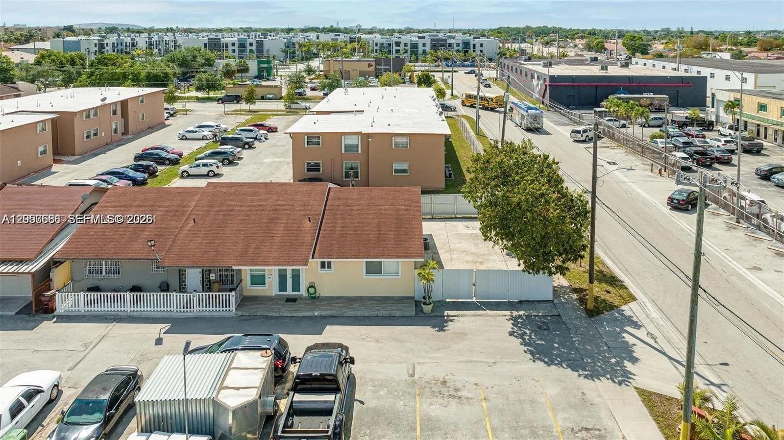 En Renta 330 W 74th Place 330, Hialeah, FL 33014, Hialeah, FL 33014