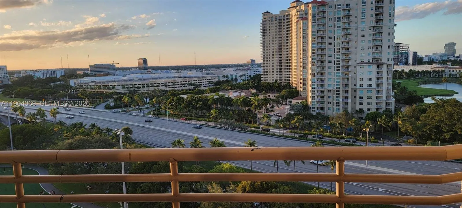 Foto de propiedad en 3300 NE 191st Street 1403, Aventura, FL 33180 Aventura con MLS# 