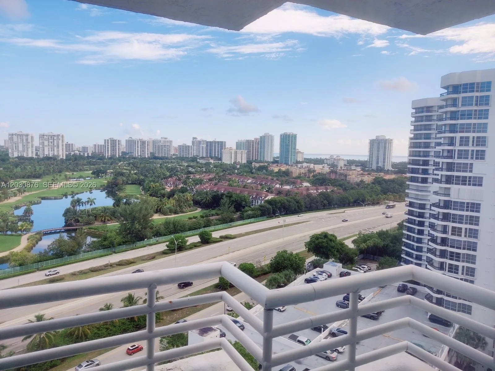 Foto de propiedad en 3300 NE 192nd Street 1811, Aventura, FL 33180 Aventura con MLS# 