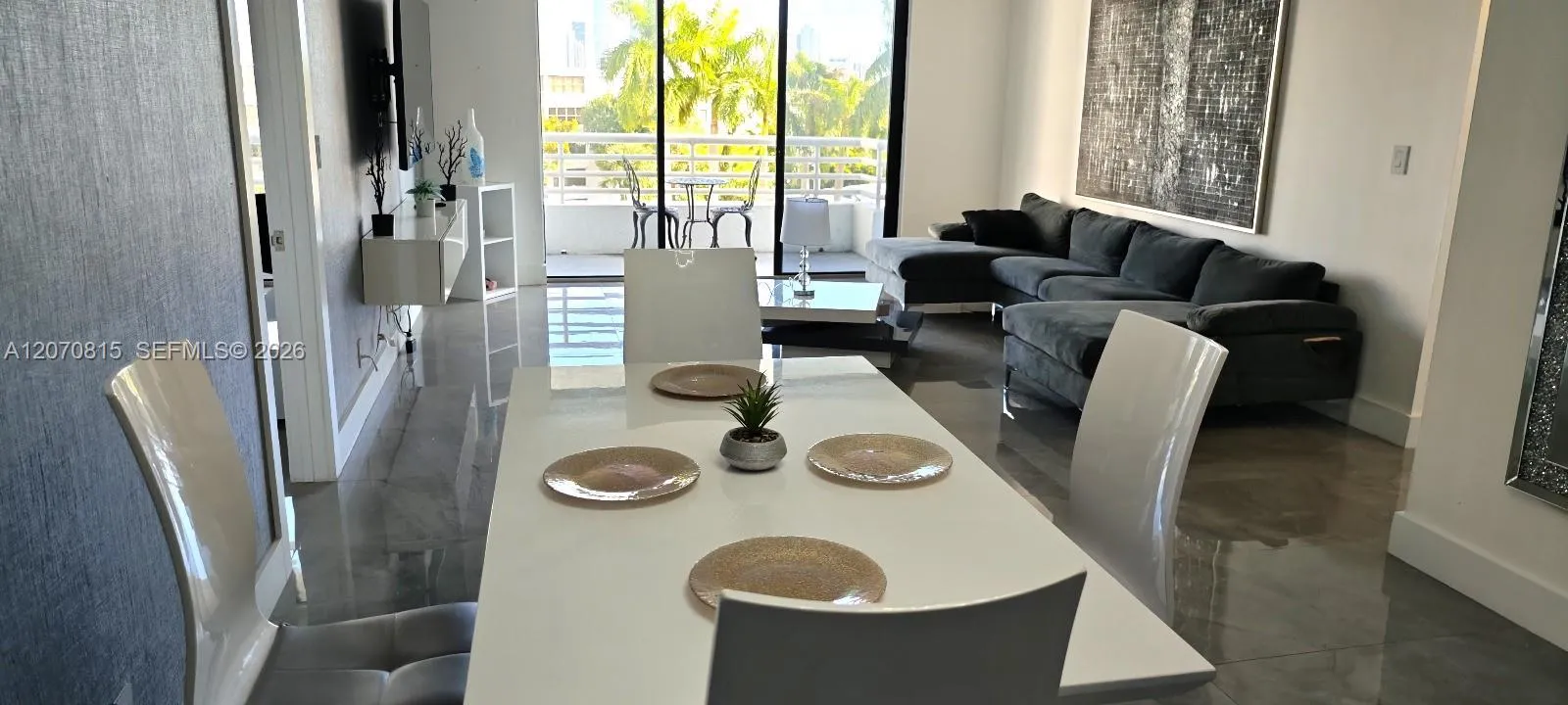 Foto de propiedad en 3300 NE 192nd Street 517, Aventura, FL 33180 Aventura con MLS# 