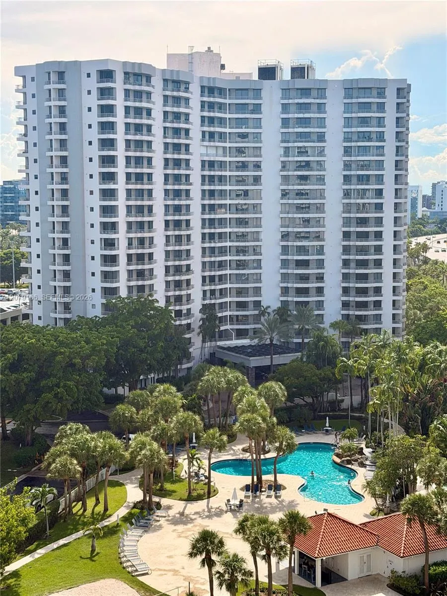 En Venta 3300 NE 192nd Street 702, Aventura, FL 33180, Aventura, FL 33180
