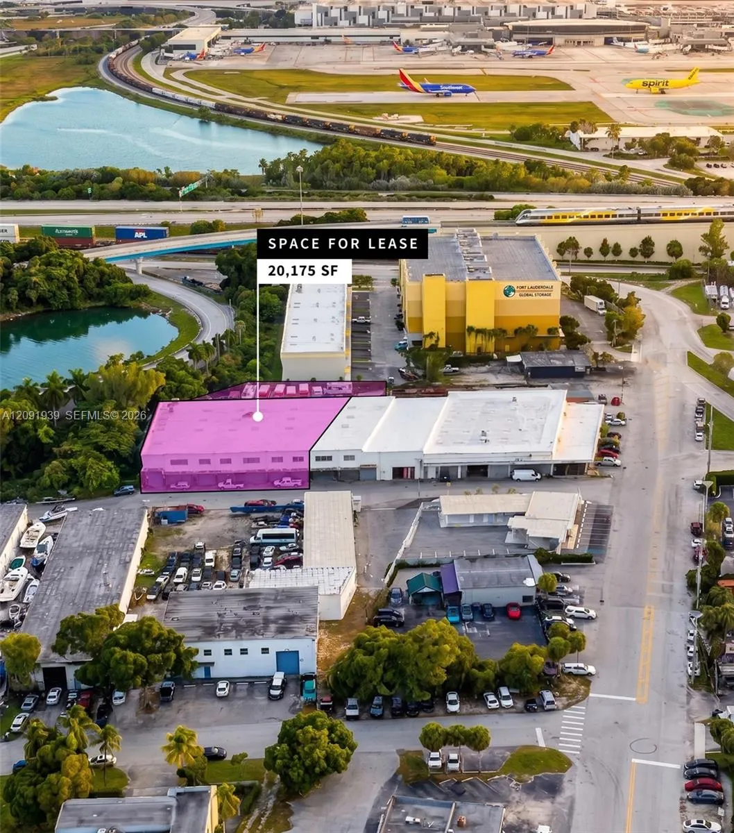 Foto de propiedad en 3300 SE 6th Avenue, Fort Lauderdale, FL 33316 Fort Lauderdale con MLS# 