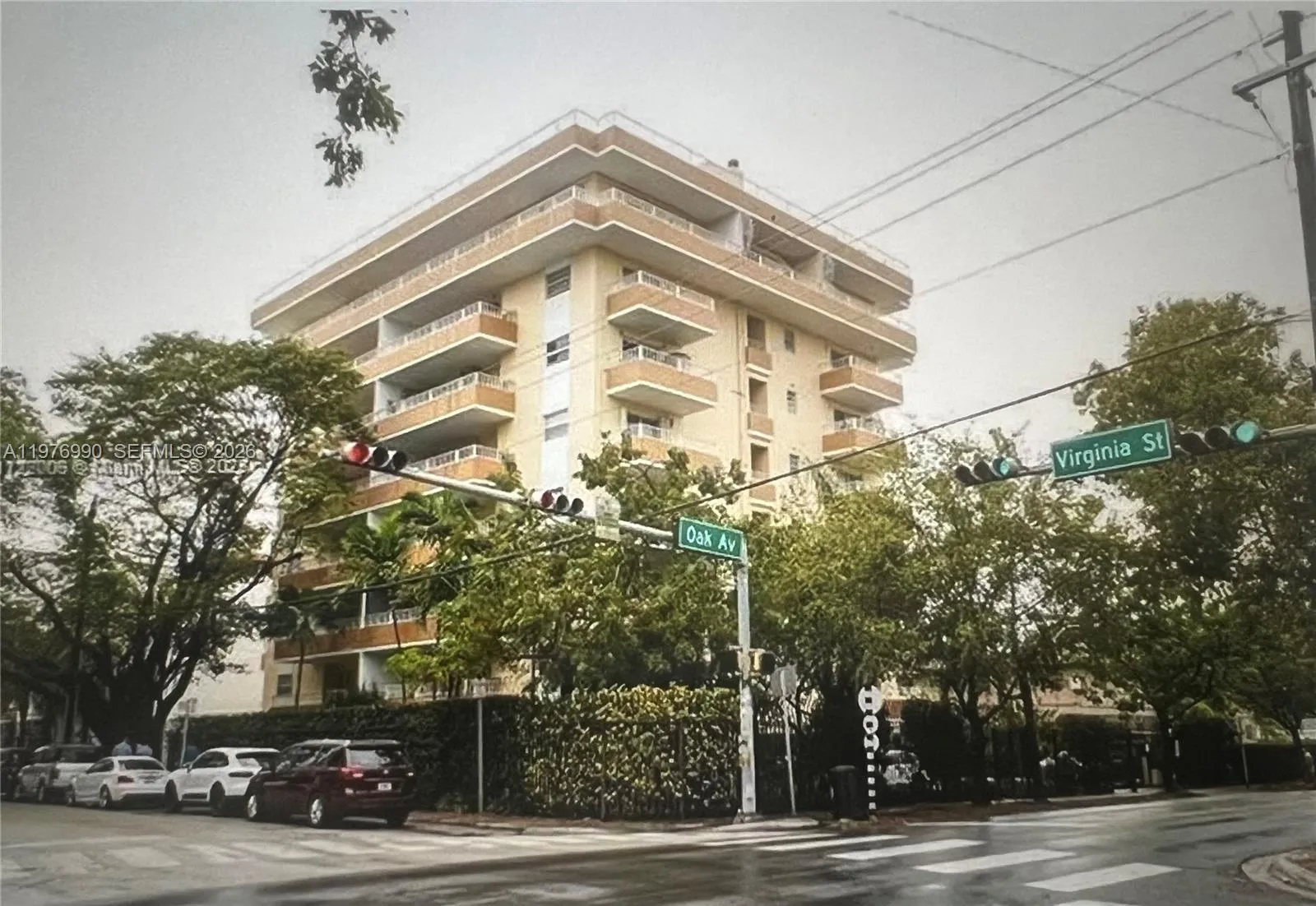 Foto de propiedad en 3304 Virginia Street 7B, Miami, FL 33133 Miami con MLS# 