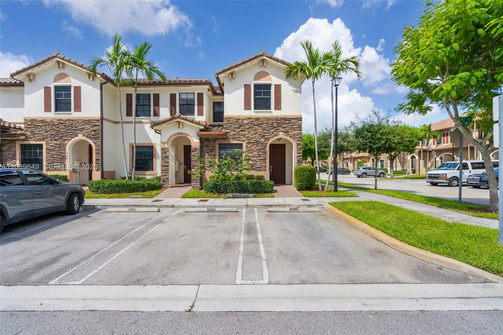 En Venta 3305 W 93rd Place, Hialeah, FL 33018, Hialeah, FL 33018
