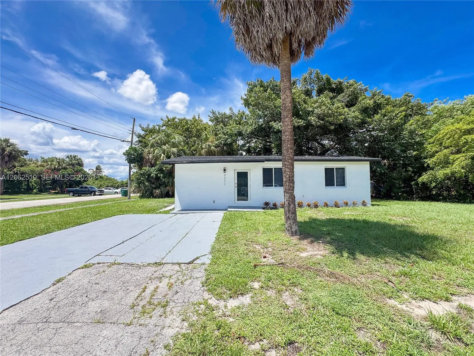 Foto de propiedad en 3311 NW 9th Street, Lauderhill, FL 33311 Lauderhill con MLS# 