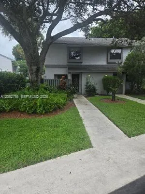 Foto de propiedad en 3313 S Carambola Circle S 2401, Coconut Creek, FL 33066 Coconut Creek con MLS# 