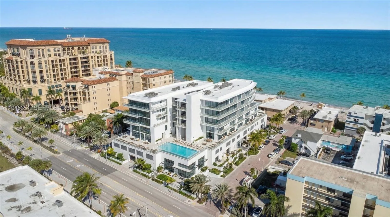 Foto de propiedad en 3319 N Ocean Drive 502, Hollywood, FL 33019 Hollywood con MLS# 