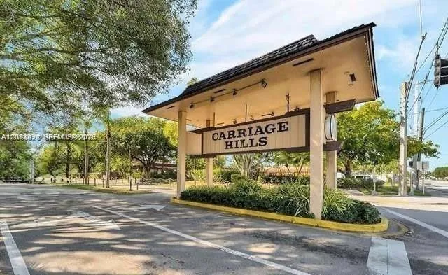 Foto de propiedad en 332 Briarwood Circle 2-19, Hollywood, FL 33024 Hollywood con MLS# 