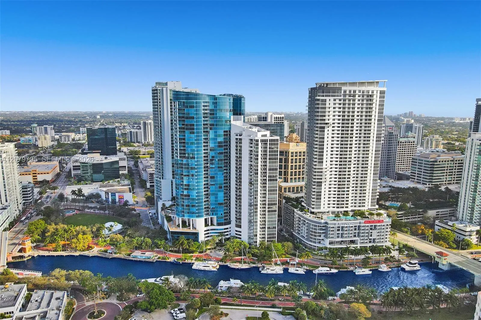 Foto de propiedad en 333 Las Olas Way 1204, Fort Lauderdale, FL 33301 Fort Lauderdale con MLS# 