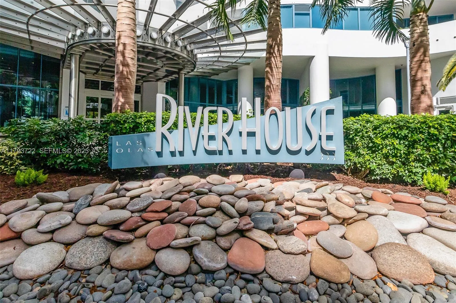 Foto de propiedad en 333 Las Olas Way 2401, Fort Lauderdale, FL 33301 Fort Lauderdale con MLS#