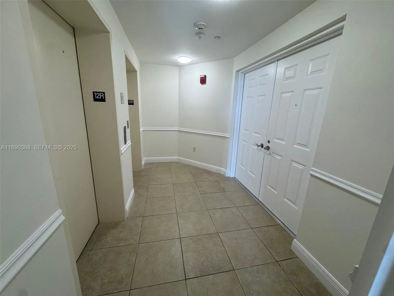 Foto de propiedad en 3330 NE 190 Street 1215, Aventura, FL 33180 Aventura con MLS# 