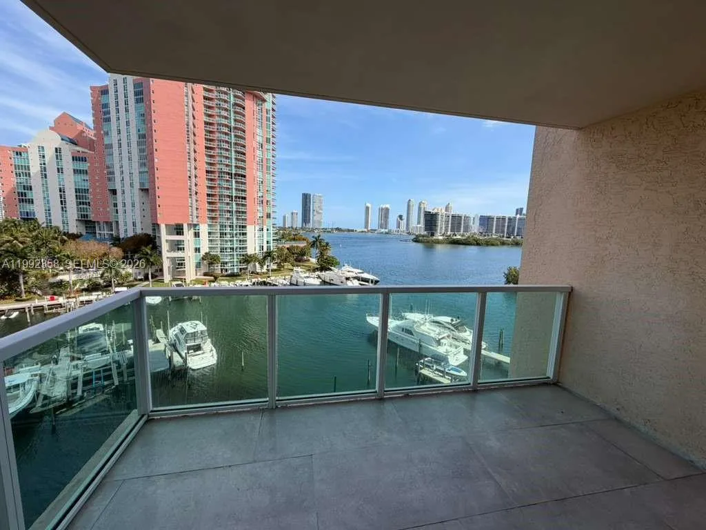 En Renta 3330 NE 190th Street 710, Aventura, FL 33180, Aventura, FL 33180