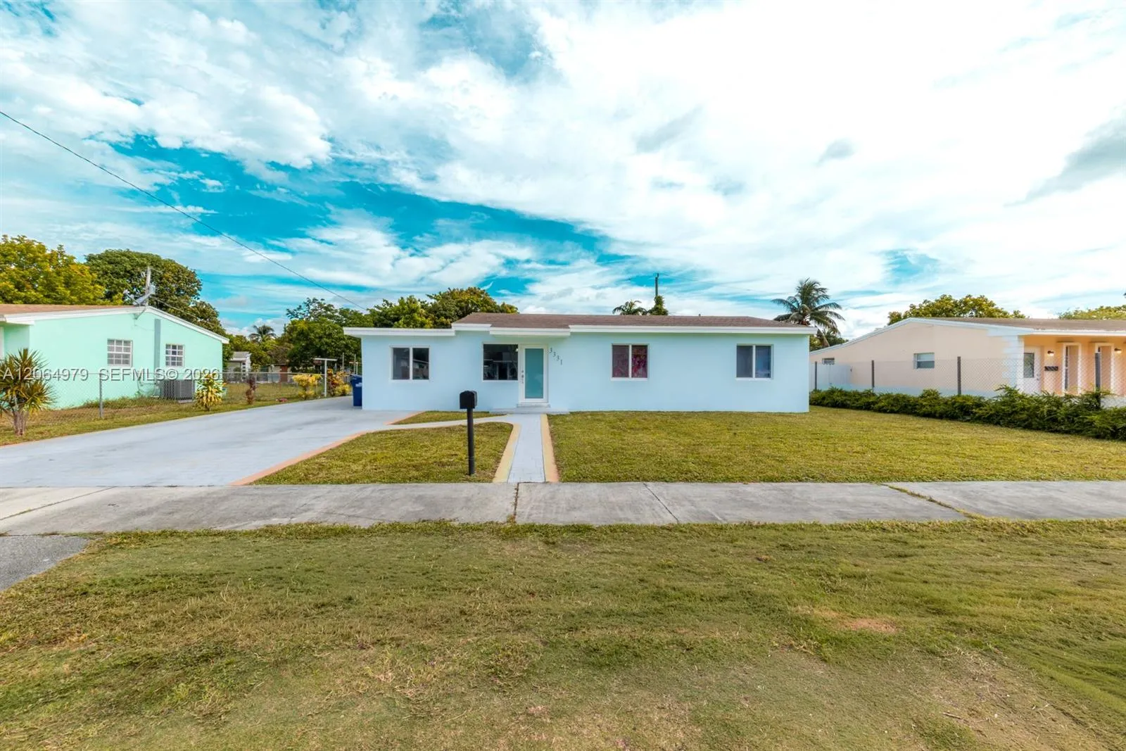 Foto de propiedad en 3331 NW 177th Terrace, Miami Gardens, FL 33056 Miami Gardens con MLS# 