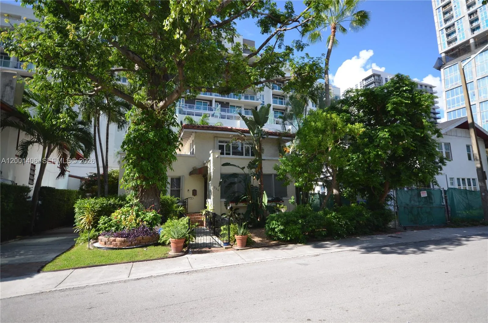 Foto de propiedad en 334 NE 26th Terrace, Miami, FL 33137 Miami con MLS# 