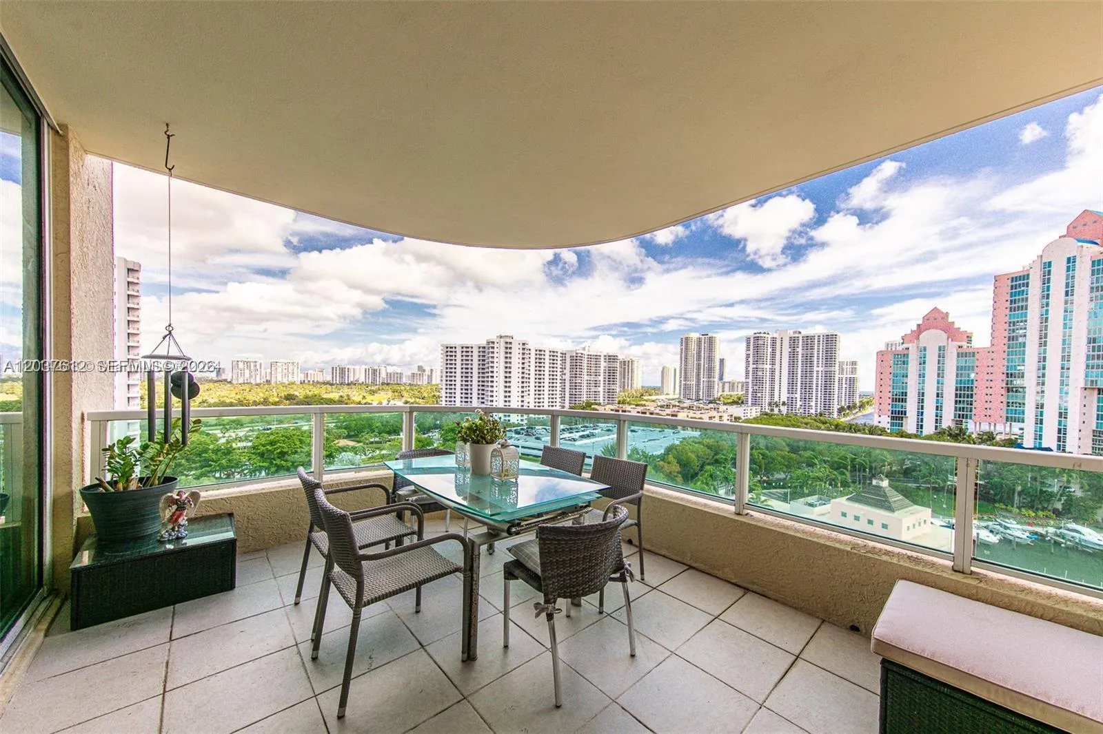 En Renta 3340 NE 190th Street 1101, Aventura, FL 33180, Aventura, FL 33180