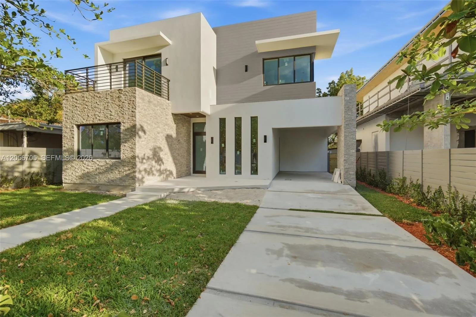 Foto de propiedad en 3341 Florida Avenue, Miami, FL 33133 Miami con MLS# 
