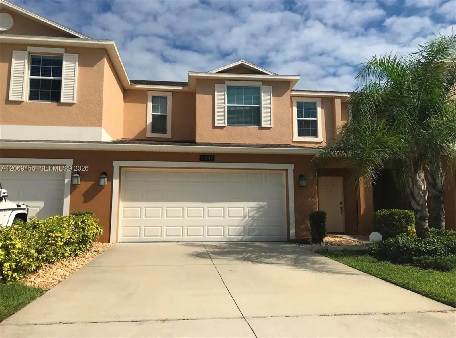 Foto de propiedad en 3348 Rodrick Circle ., Orlando, FL 32824 Orlando con MLS# 