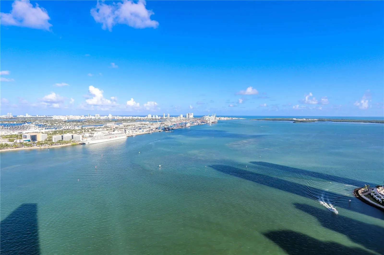 En Renta 335 S Biscayne Boulevard 3709, Miami, FL 33131, Miami, FL 33131